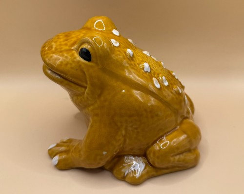 Vintage trentham art pottery - trentham,