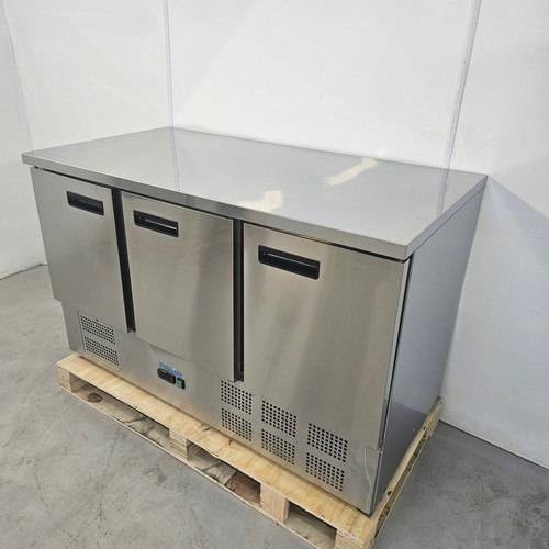 Bench fridge triple door - bench,