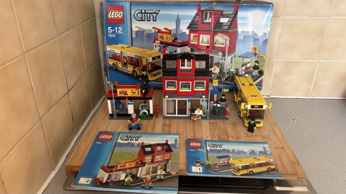 Lego city 7641 corner bus - city,