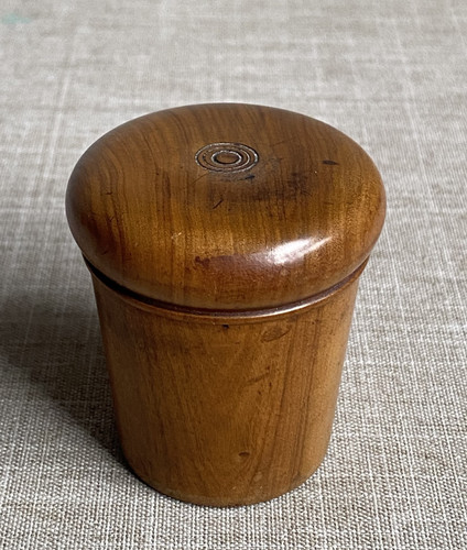 Antique c1810 treen - c1810, turned