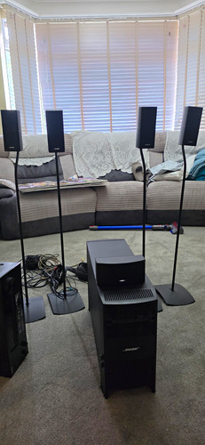 Bose acoustimass series - 10, v