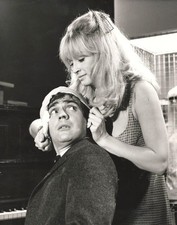 Suzy Kendall 11" x 8.5" inch