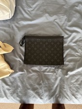 Louis Vuitton Pochette Mens / Pochette Voyage MM very good condition GENUINE