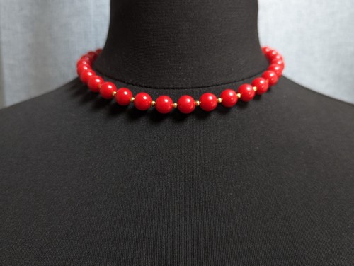 Lovely vintage faux coral - lovely, red