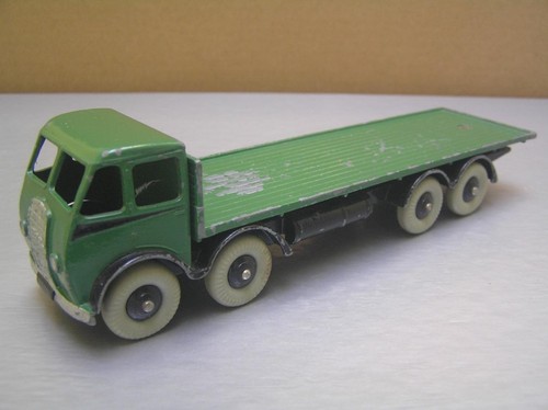 Dinky toys 502 - dinky, flat
