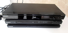 2 x Blu-ray & 1 x DVD players