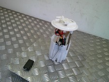 RENAULT TRAFIC VIVARO NV300