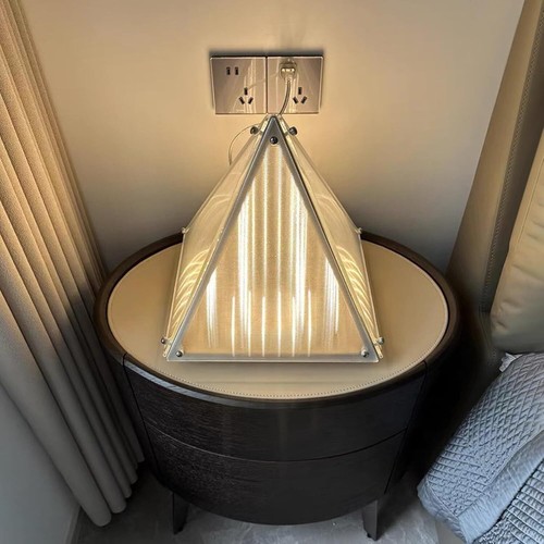 Modern table lamp - lamp, triangular