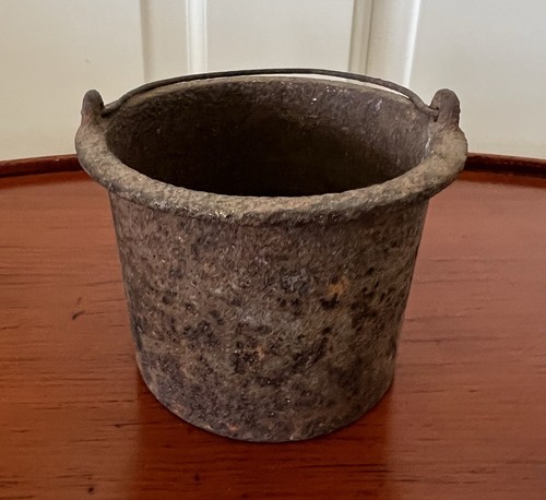 Antique smelting pot 4 - pot, 1/4”