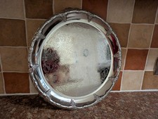 Vintage round raised Large