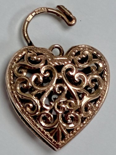 9ct rose gold filigree - “9ct,