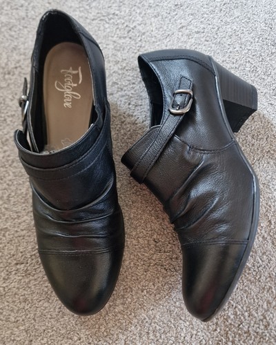 Ladies footglove size - m&s,