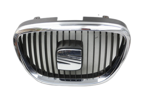 Front grill radiator - front,