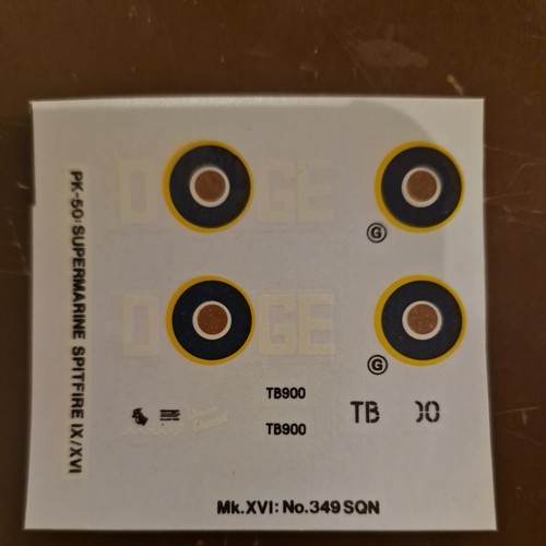 Matchbox spitfire mk xvi - 1/72,