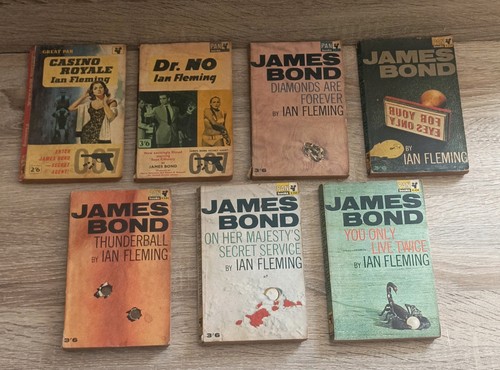 James bond pan - pan, vintage
