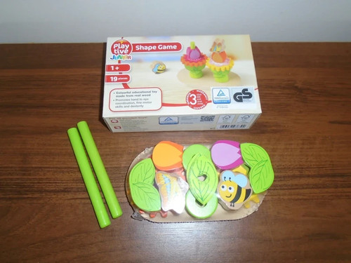 Nwt wooden shape stacking game - shape/stacking,