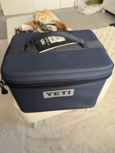 New yeti 9litre daytrip cooler - yeti,