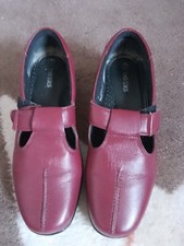 Pavers Ladies Red Sandal Size 5