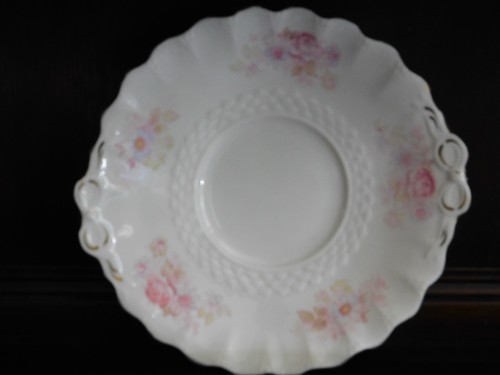 Pretty vintage fine bone - a,