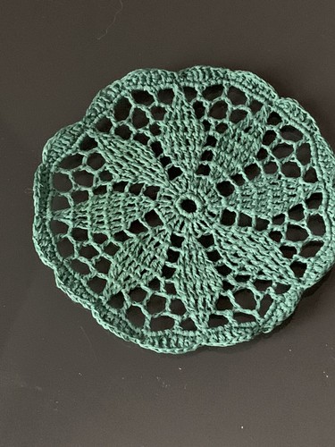 Green vintage hand - green, crochet