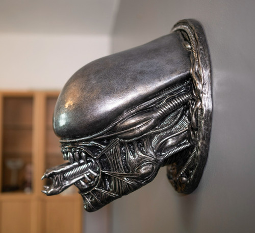 Alien xenomorph head size - alien,