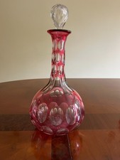 Lovely decanter in 'Cranberry