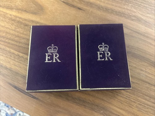 Royal playing cards queen - -,