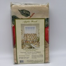 2 Pier Tier Curtain