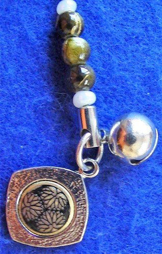 Family crest strap - family,
