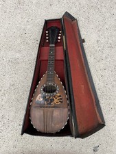 CASED VINTAGE MANDOLIN INSTRUMENT - FRANCESCO SALOMONE