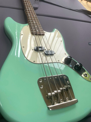 Squire mustang short scale - ,