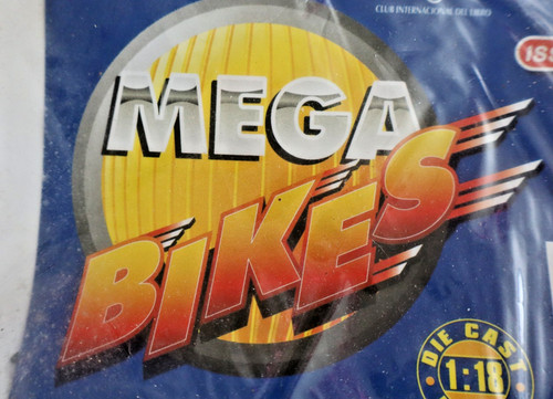 Hatchette mega bikes - hatchette, magazine
