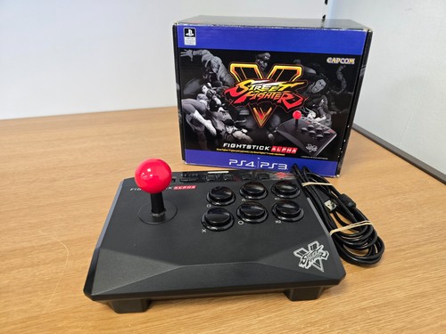 Mad catz street - fighter, v