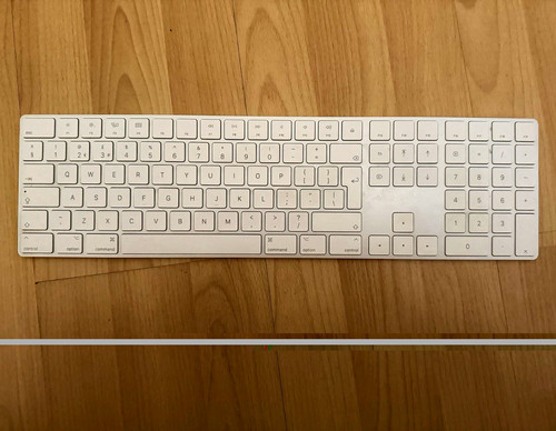 Apple magic keyboard with - keyboard,