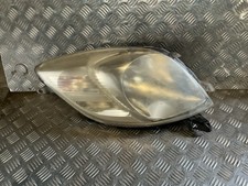 Toyota Yaris Headlight Front