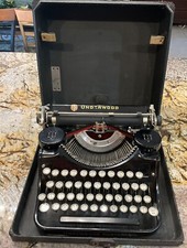 Typewriter Antique Underwood