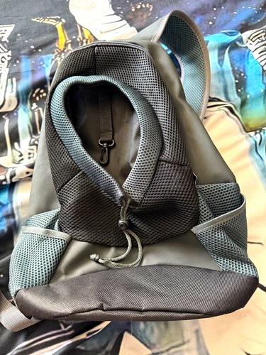 Grey black mesh pet - black,