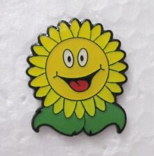 SMILEY FACE SUNFLOWER LAPEL