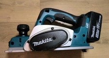 Makita DKP180 18V 82mm Li-on Cordless Planer (2024/09) + 5,0Ah Battery No Blade