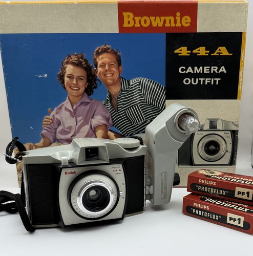 Vintage kodak brownie 44a - vintage,