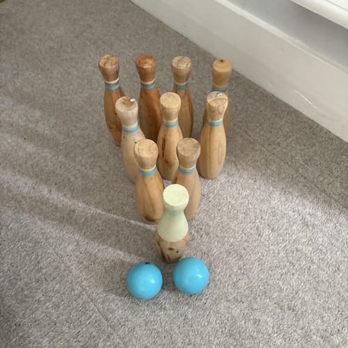 Vintage laura ashley - laura, wooden