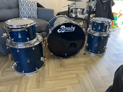 Brady acoustic drum - brady,