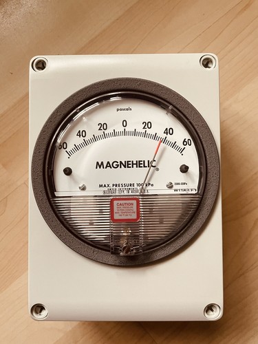 New dwyer magnehelic - new,