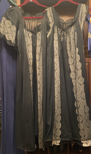Vtg peignoir robe gown - vtg,
