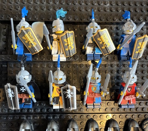Lego minifigures castle - minifigures,