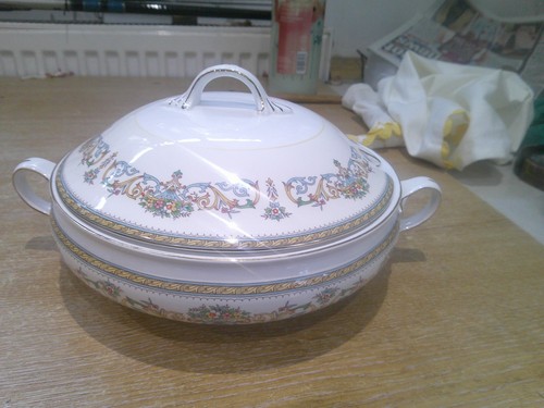Aynsley henley soup - henley,