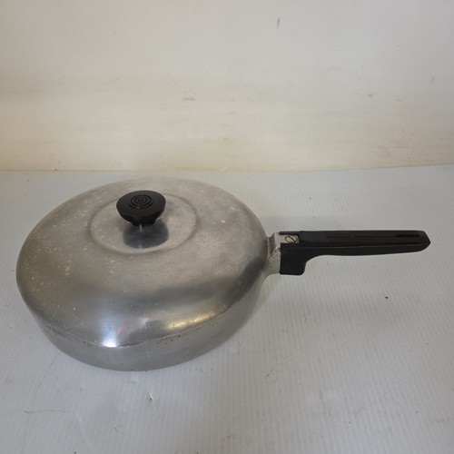 Vtg wagner ware - vtg,