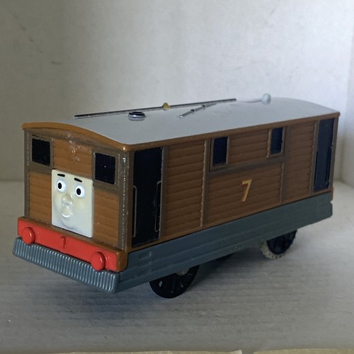 Thomas and friends trackmaster - thomas,