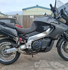 Aprilia Etv 1000.