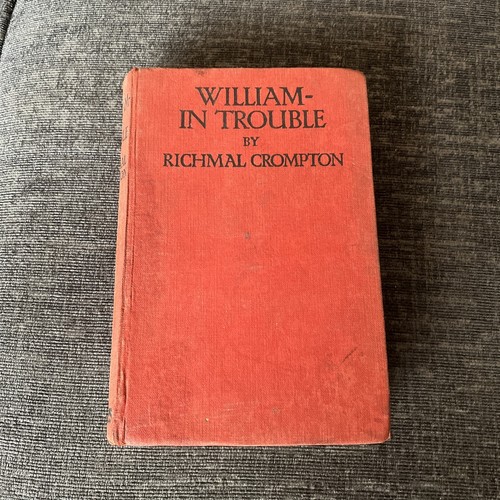 William trouble richmal - william,